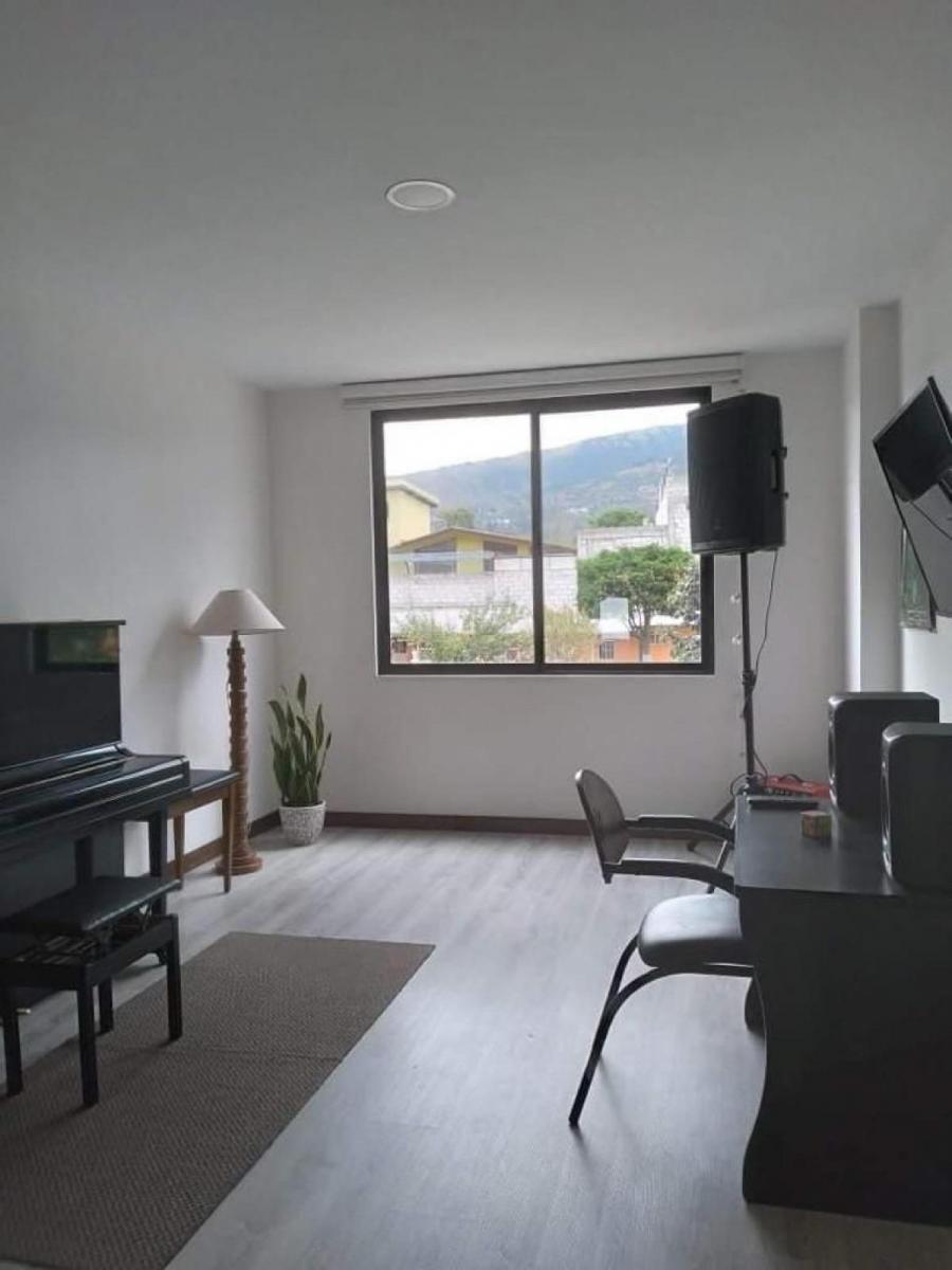 Departamento en Venta en Tumbaco — imagen 4