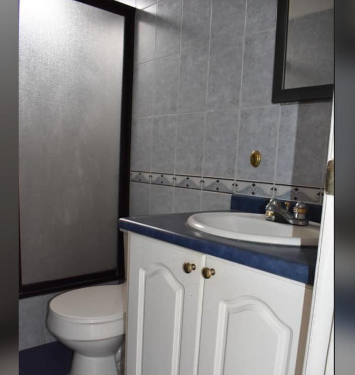 Venta Departamento Duplex Tres Dorm. Monteserrin Tercer Piso — imagen 3