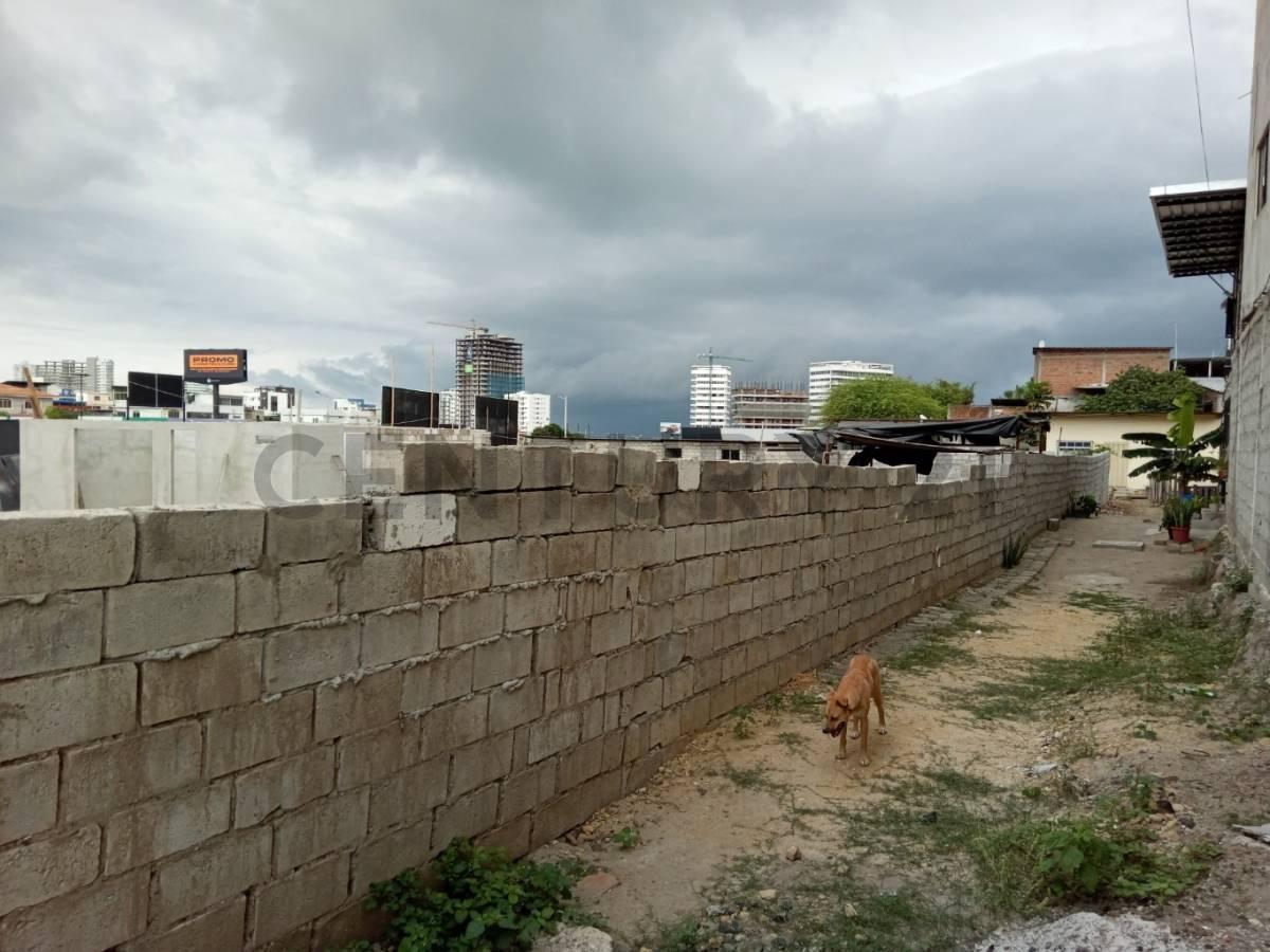 Venta Exclusivo Lote Residencial en Umiña Atras de Hyundai - Manta, Manabí — imagen 4