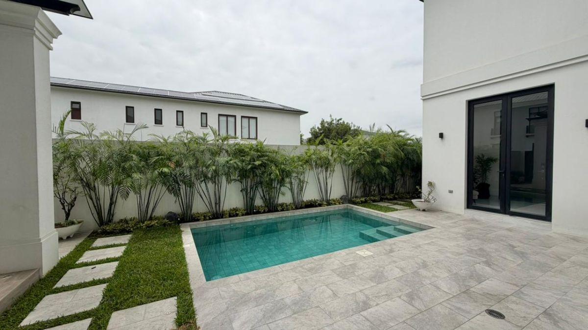Aires de Batan Casa con 450 m² en Venta en Samborondón, 3 Habitaciones, Guayas — imagen 4