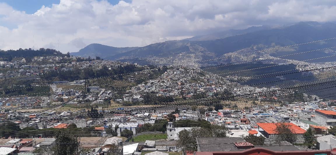 Venta de Terreno con Casa en Alma Lojana, Puengasi — imagen 4