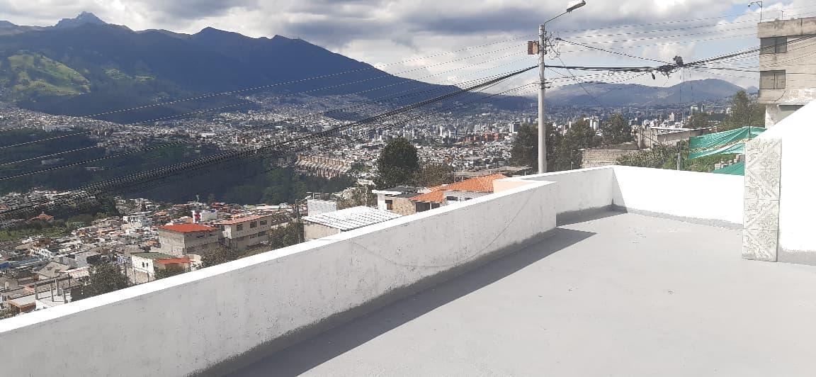 Venta de Terreno con Casa en Alma Lojana, Puengasi — imagen 3
