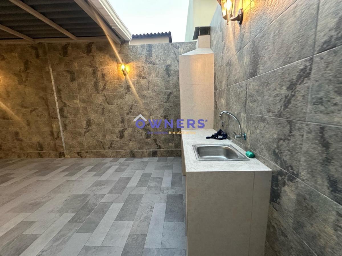 Casa Venta Acabados Modernos 4 Dormit Urb Villa Club (Jlr), Guayas — imagen 5