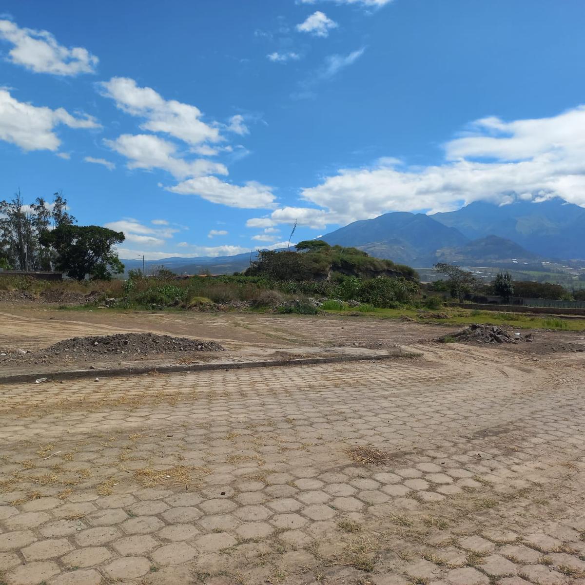 Terreno en Atuntaqui, Imbabura — imagen 9