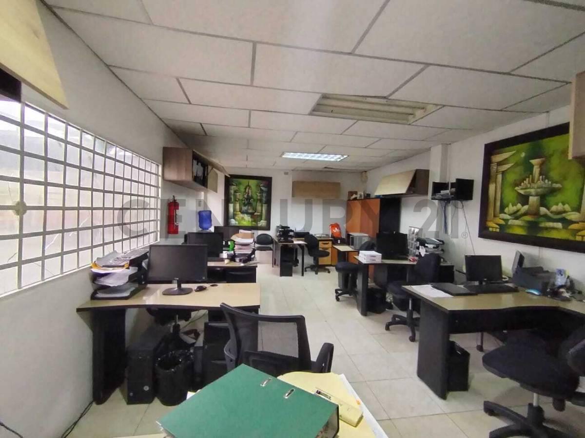 Venta de Terreno con Cerramiento en Vergeles, Norte de Guayaquil, Guayas — imagen 4