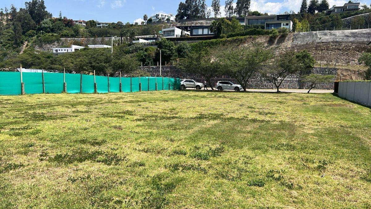 Cumbaya Terreno de Venta en Urbanización Privada — imagen 4