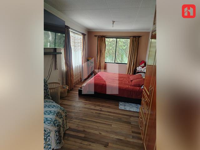 Vendo Casa con Amplio Terreno en Tarqui – Sector El Verde (Cv4077), Azuay — imagen 4