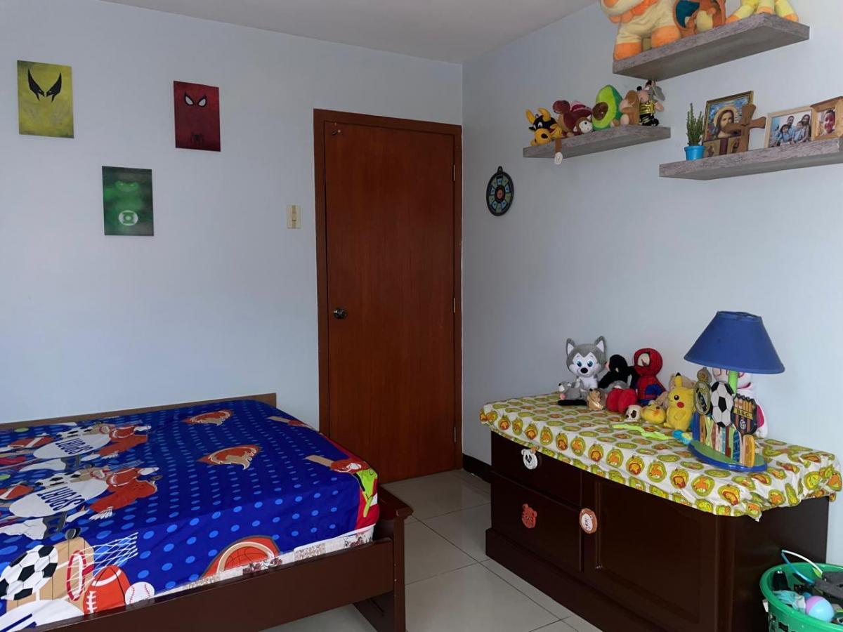 Casa en Venta Urbanización Castilla, Esquinera 127,5 m², 4 Habitc - Mons García, Guayas — imagen 3