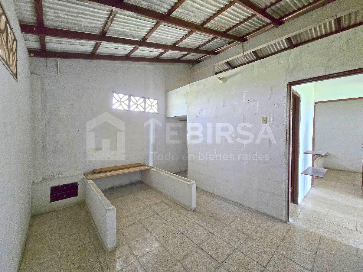 Casa en Venta 1 Planta, 3 Dorm., Amplio Terreno - Punta Blanca, Entrada 6, Ruta del Spondylus — imagen 4