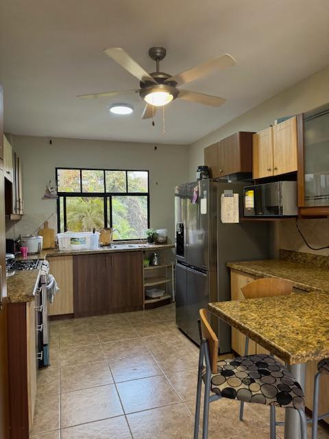 Urbanizacion Lago de Capeira, Casa en Venta, Guayas — imagen 3