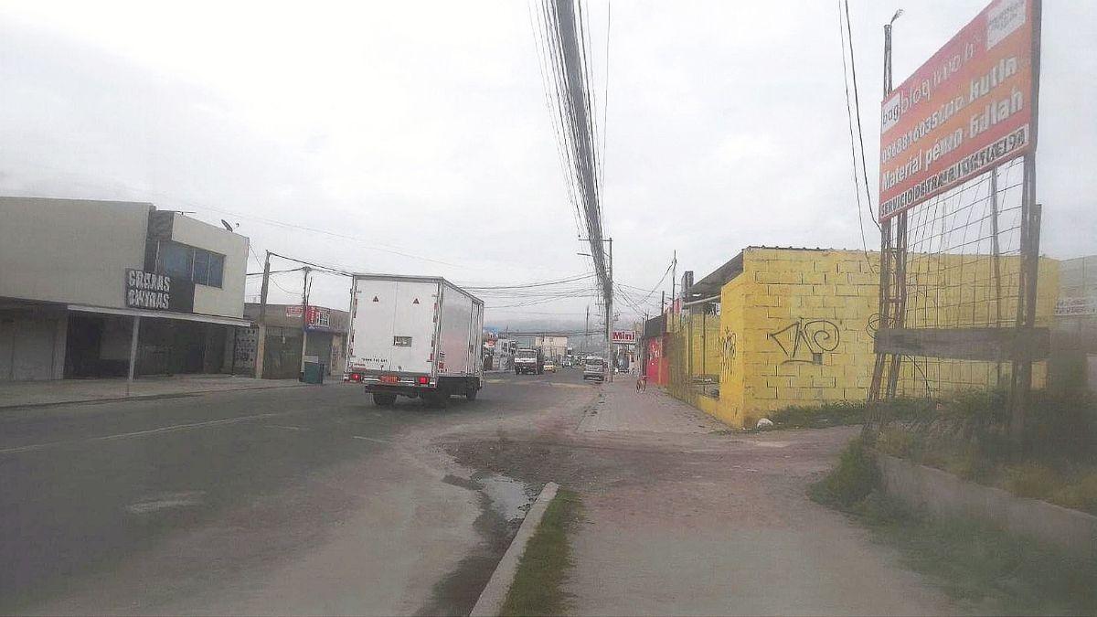 Terreno Comercial 13.000 m² Vía Principal Llano Grande, Norte de Quito — imagen 4