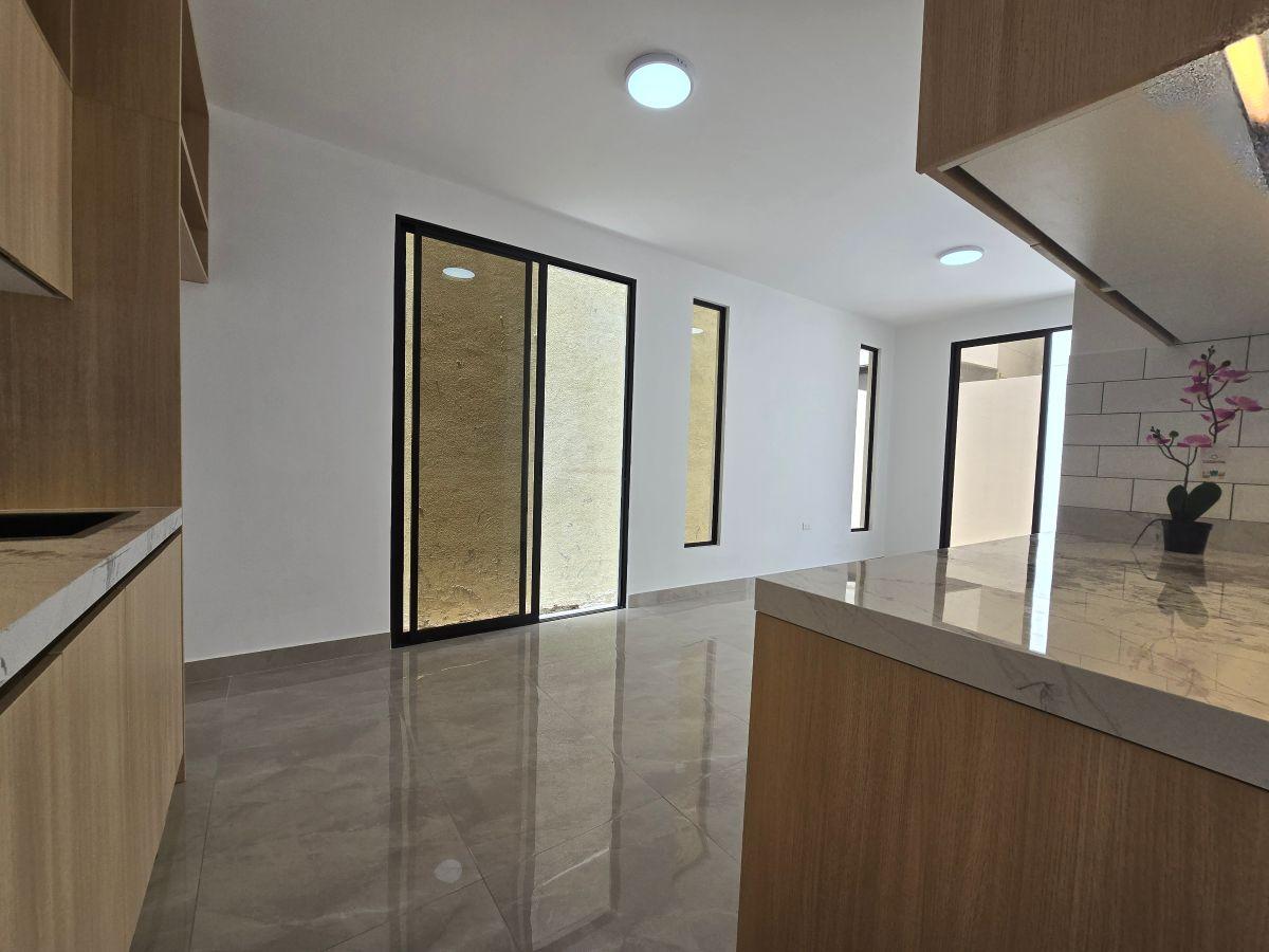 Vendo Casa en Urbanización San Antonio de Estreno, Guayas — imagen 3