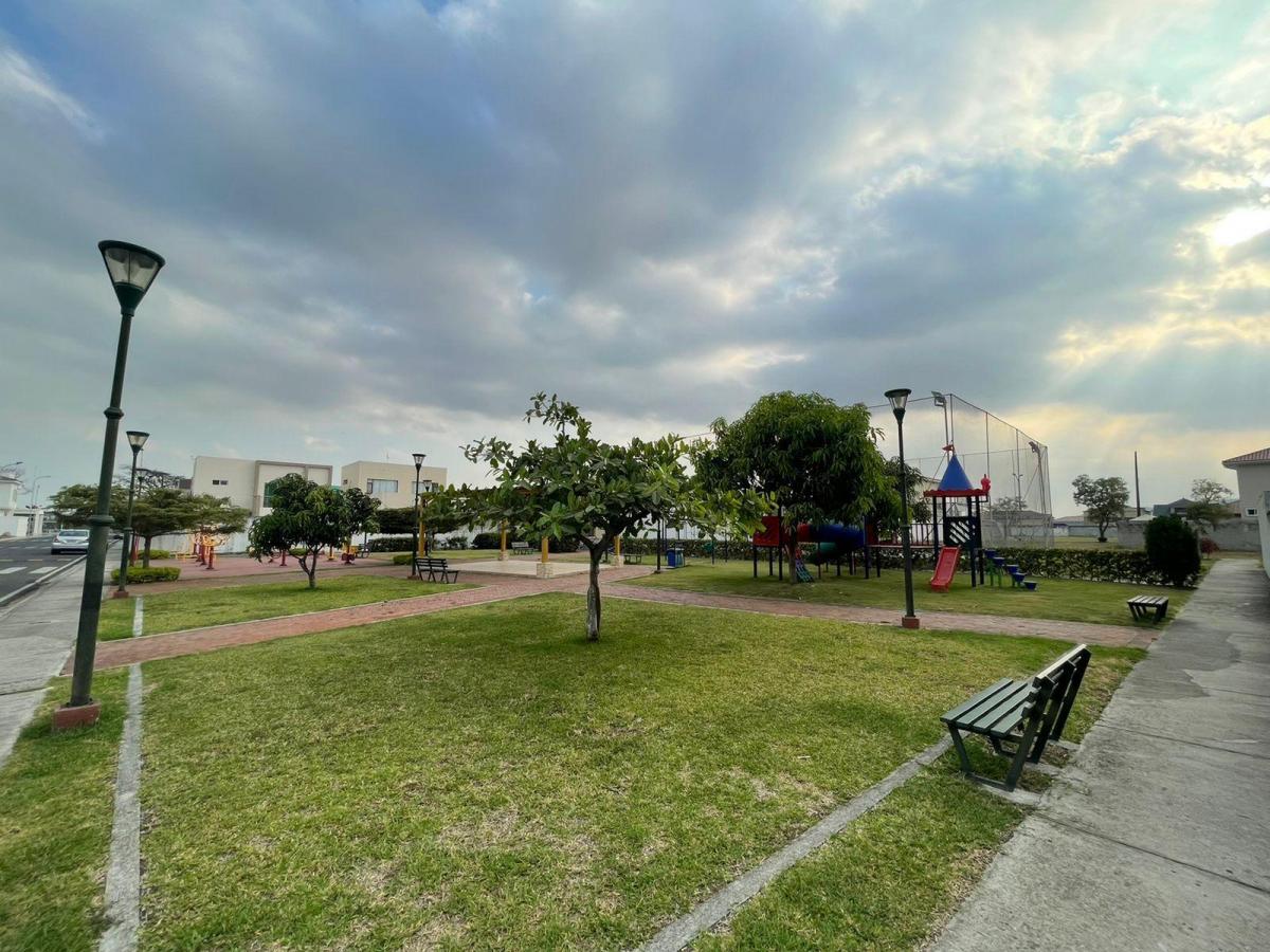Porton del Rio, Vendo Villas de 3 y 4 Dorm., Guayas — imagen 4