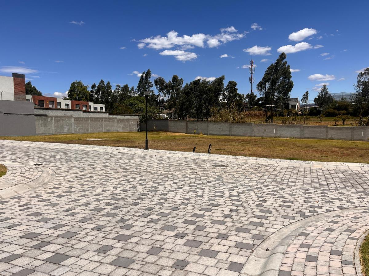 Terrenos de Venta en Puembo 401 m² Dentro de Urbanización — imagen 5