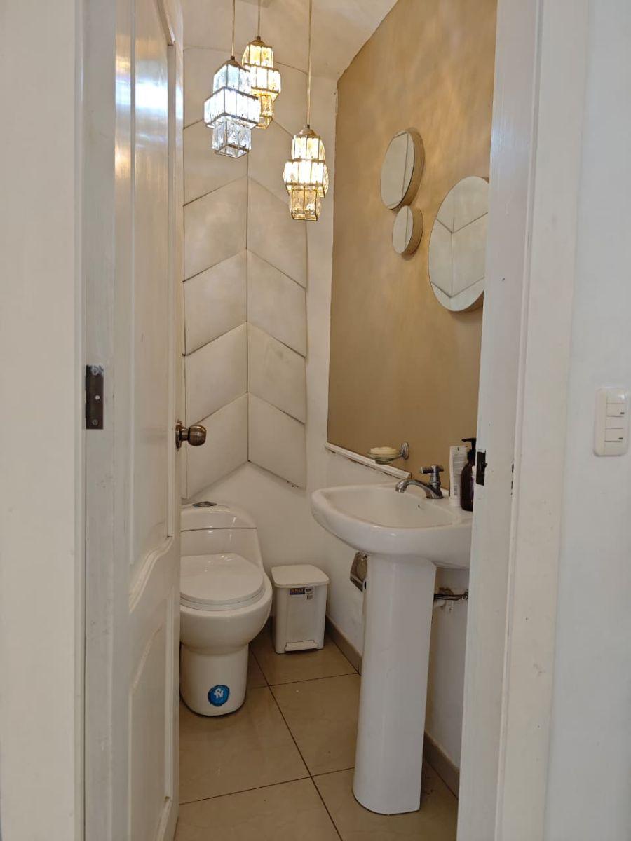 Casa de 3 Dorm. en Venta, Urbanización Napoli, Guayas — imagen 5