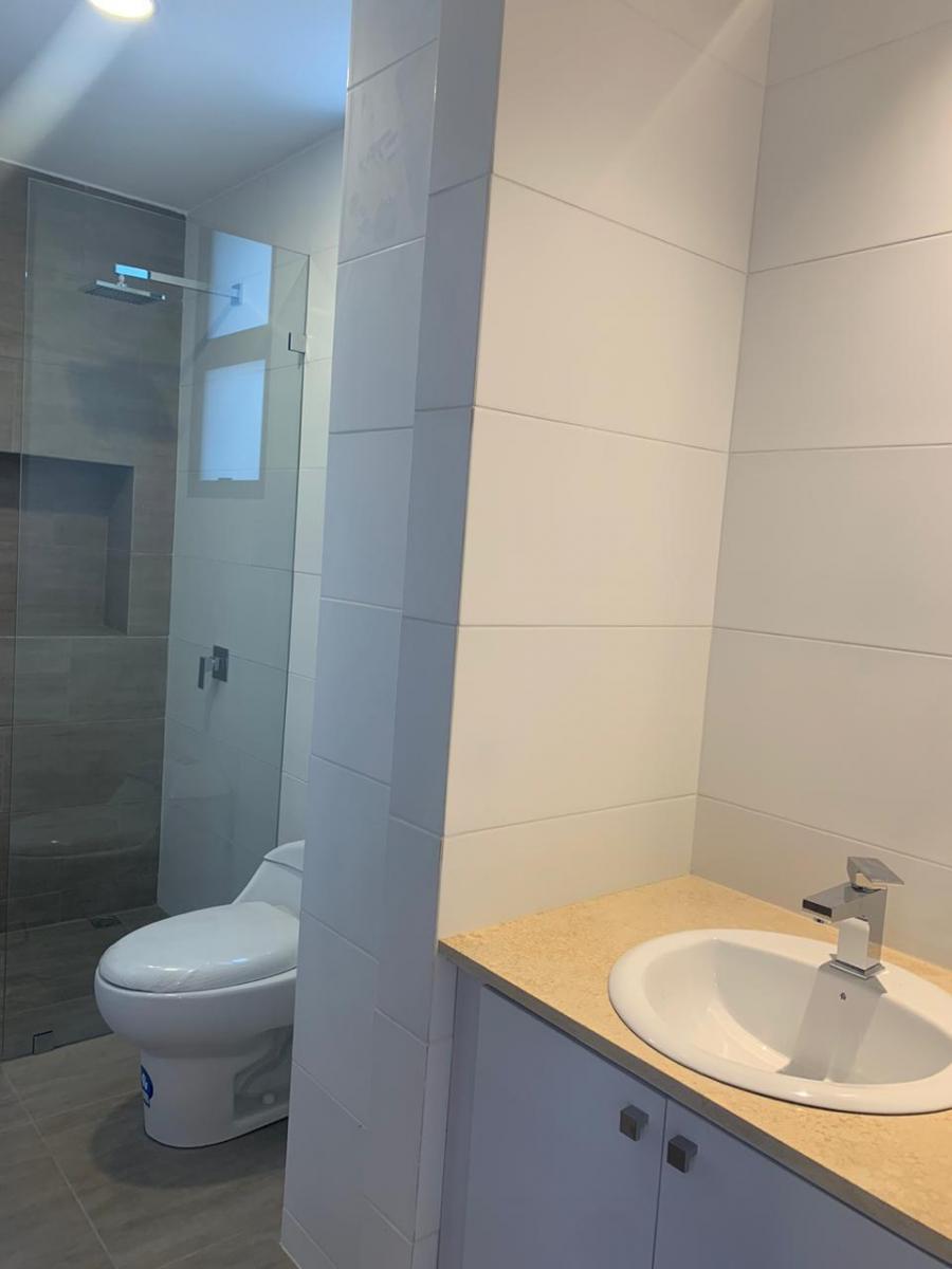 Casa en Venta 159 m² Sector Santa Lucía Norte de Quito — imagen 3