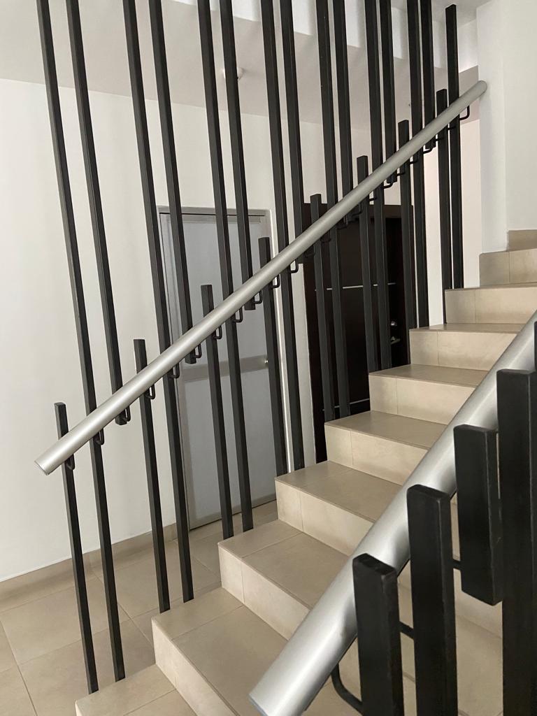 Vendo Hermoso y Moderno Departamento de 3 Dorm. con Moderno Ascensor, Guayas — imagen 4
