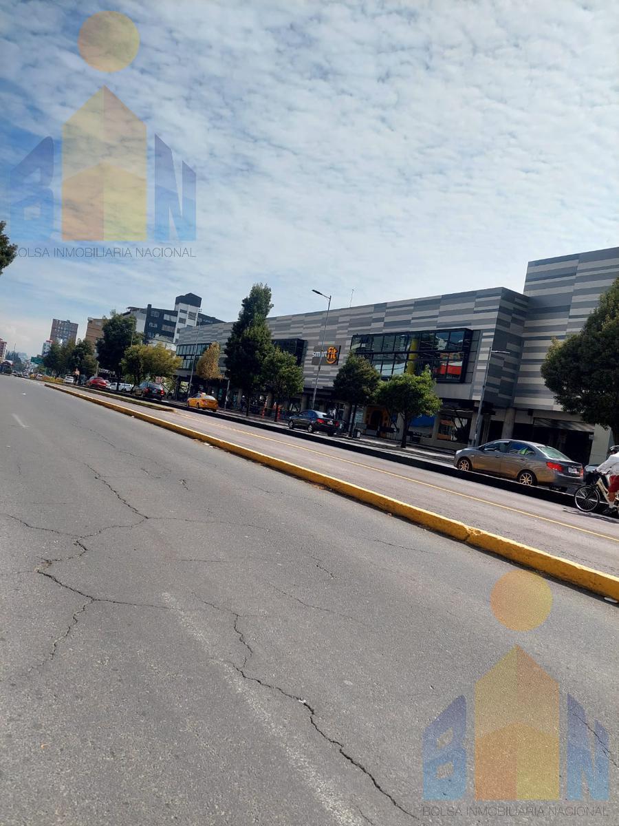 Vendo Terreno con Bodegas / Galpones a 3 Minutos de Quicentro Shopping La Carolina — imagen 4