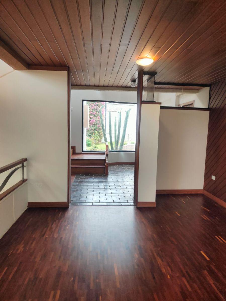 Vendo o Rento Casa Independiente en Miravalle (Cp) — imagen 5