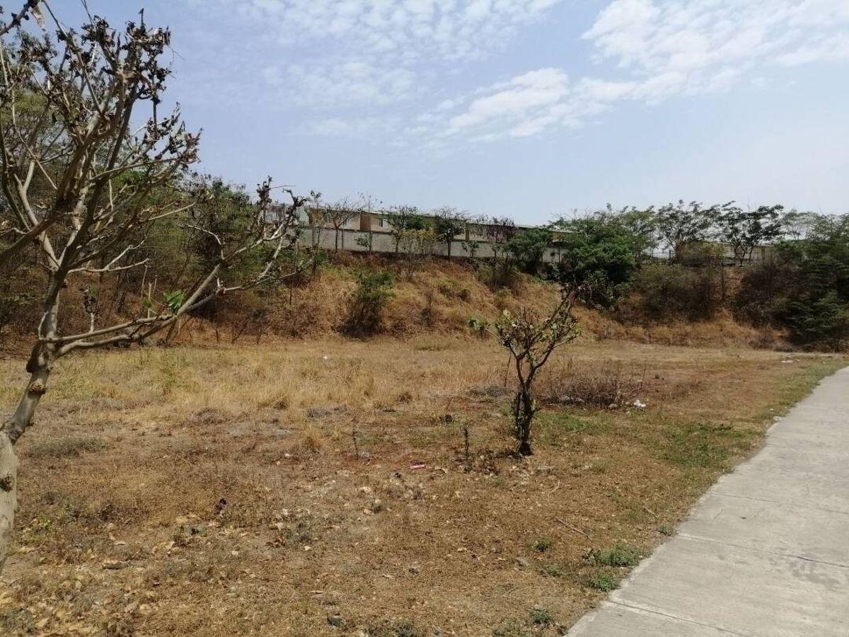 Terreno Comercial de Venta en Urbanización Villas del Rey, 1931 m, Guayas — imagen 5