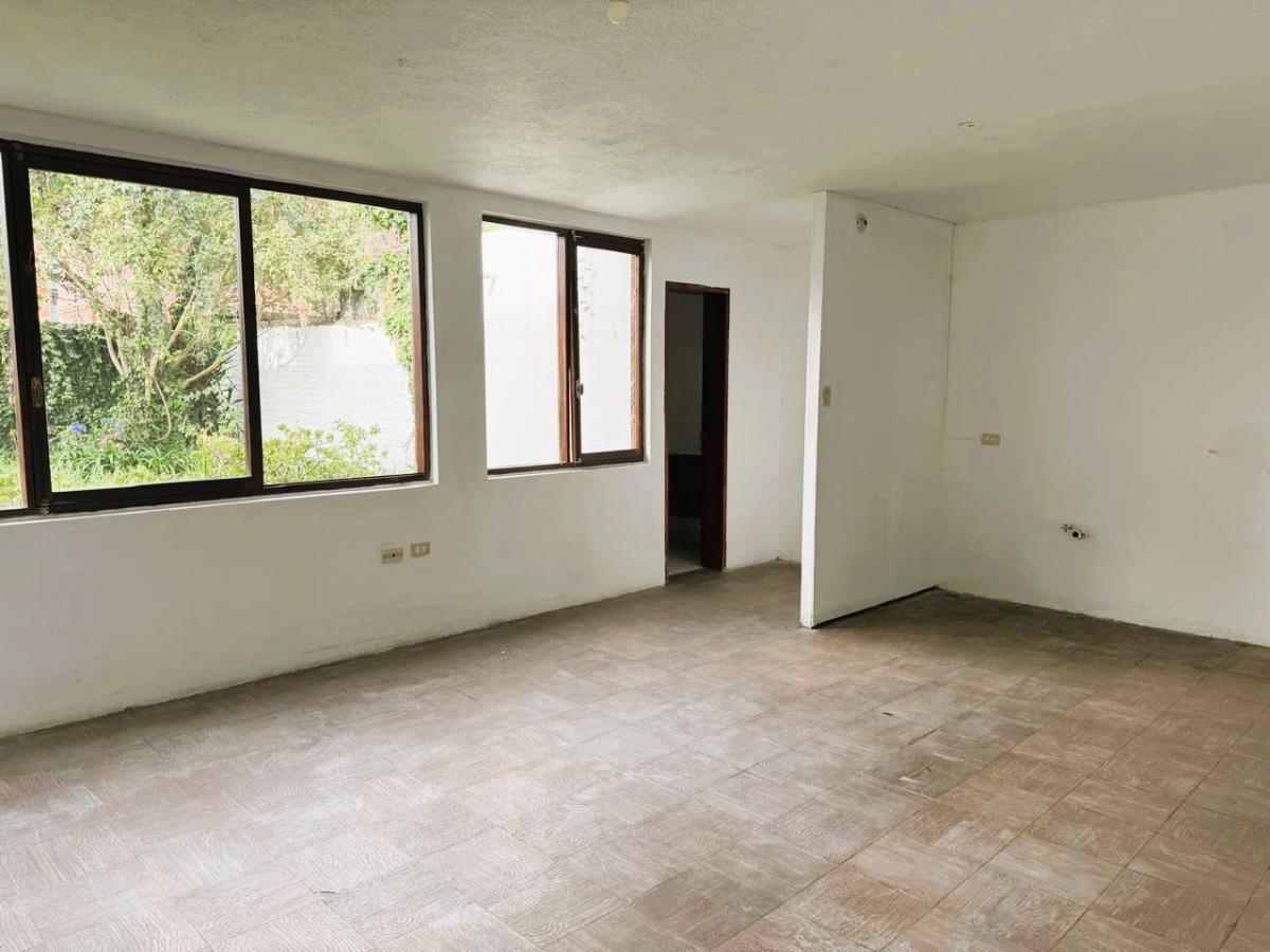 Casa de 350 m² 4 Dorm., Terreno de 565 m² Quito Tenis. Gb. Provincia de Pichincha — imagen 4