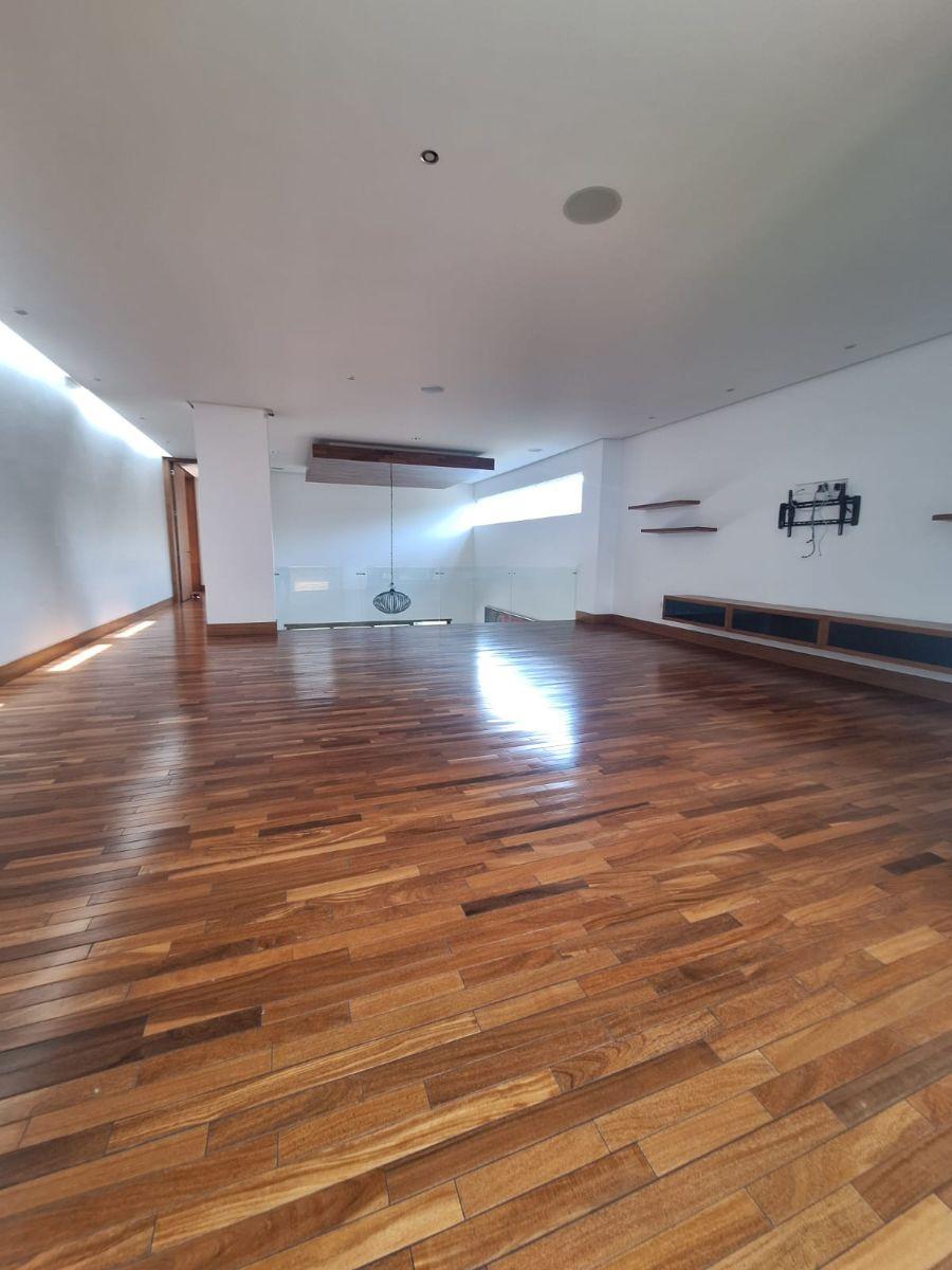 Venta Casa de Lujo Tumbaco Sector La Viña — imagen 3