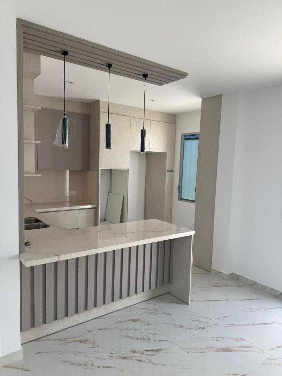 Casa de Venta Urb Cristal Azul 200 m de Terreno 137 m de Construccion $165.000, Manabí — imagen 5