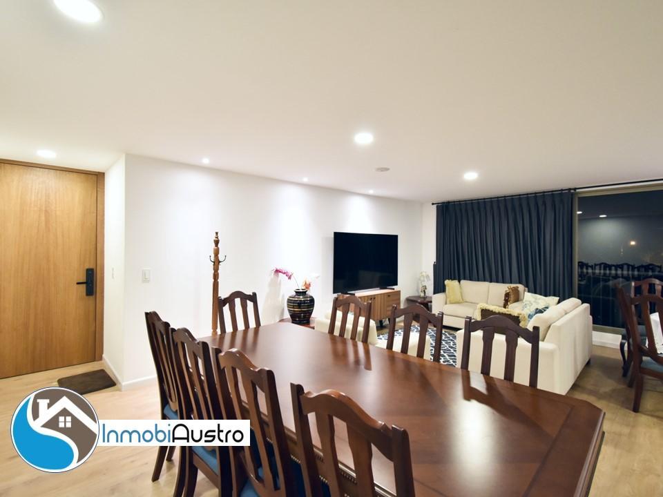 Av Ordoñez Lasso, Venta de Departamento con Acabados de Lujo, Azuay — imagen 3