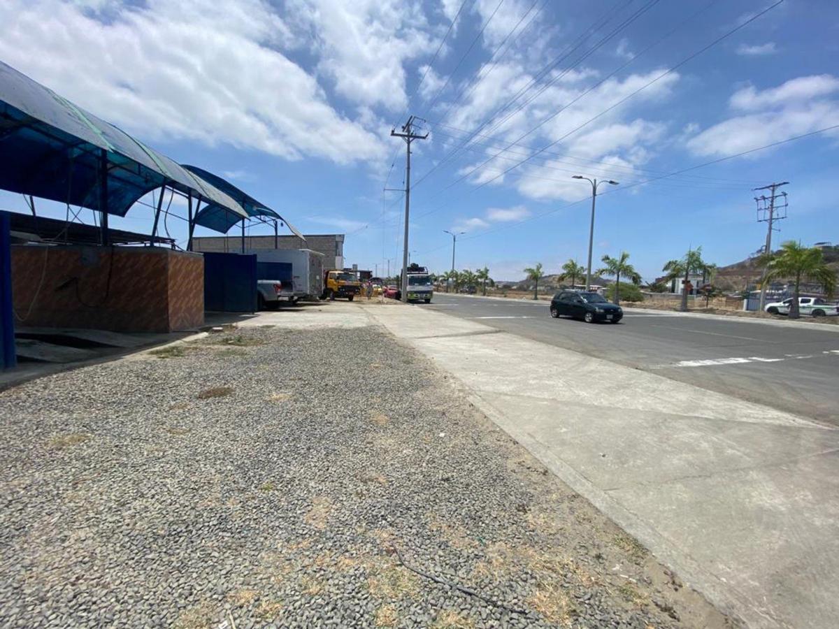 Venta de Terreno en Zona Sur Manta, Manabí — imagen 3