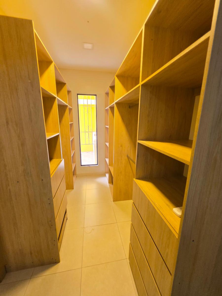 Vendo Hermosa Casa en Samanes 5, Herradura Cerrada con Guardiania 24/7, 1 Planta, Guayas — imagen 5