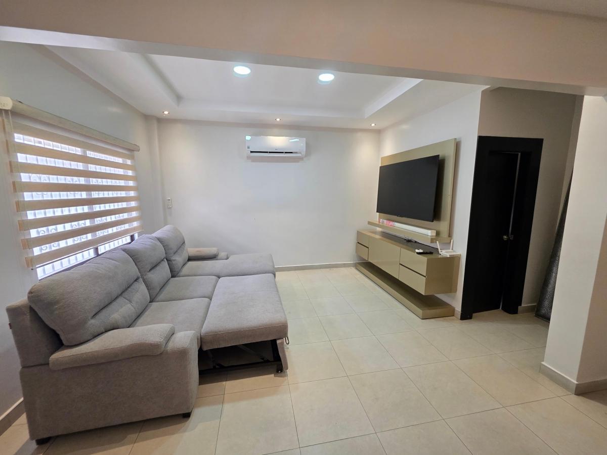 Vendo Hermosa Casa en Samanes 5, Herradura Cerrada con Guardiania 24/7, 1 Planta, Guayas — imagen 3