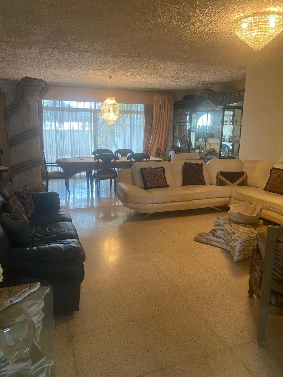Casa Amplia 2 Plantas en Santa Cecilia (Zona Norte) — Lote 530 m² - Garaje, Patio y Garita - $229,00, Guayas — imagen 3