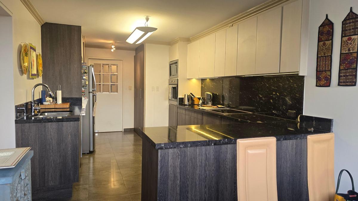 Departamento Totalmente Remodelado en Venta con Terraza | Amplios Espacios y Ubicación Privilegiada — imagen 5
