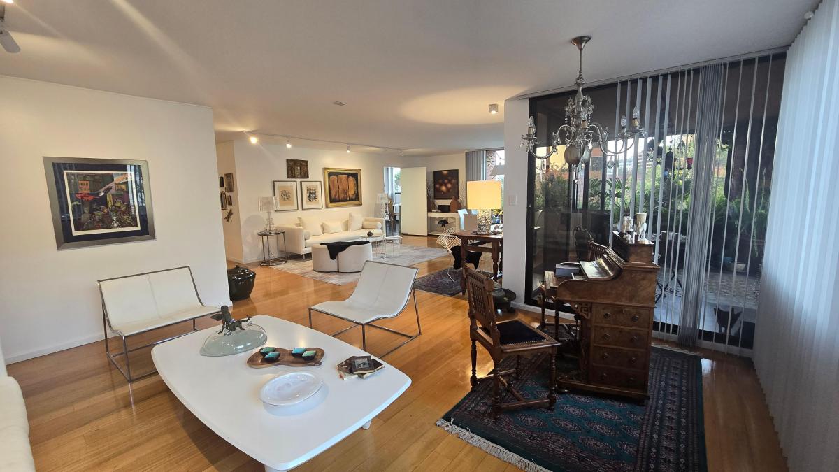Departamento Totalmente Remodelado en Venta con Terraza | Amplios Espacios y Ubicación Privilegiada — imagen 3