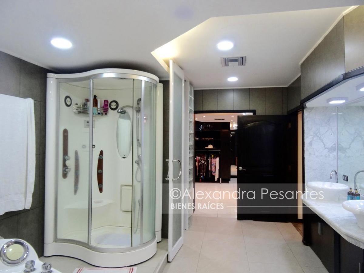 Kennedy Norte. Urbanizacion Privada Casa Impecable 1000 m² en Venta, Guayas — imagen 4