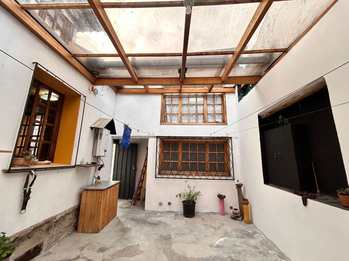 Hermosa Casa Esquinera y Rentera en La Floresta — imagen 5