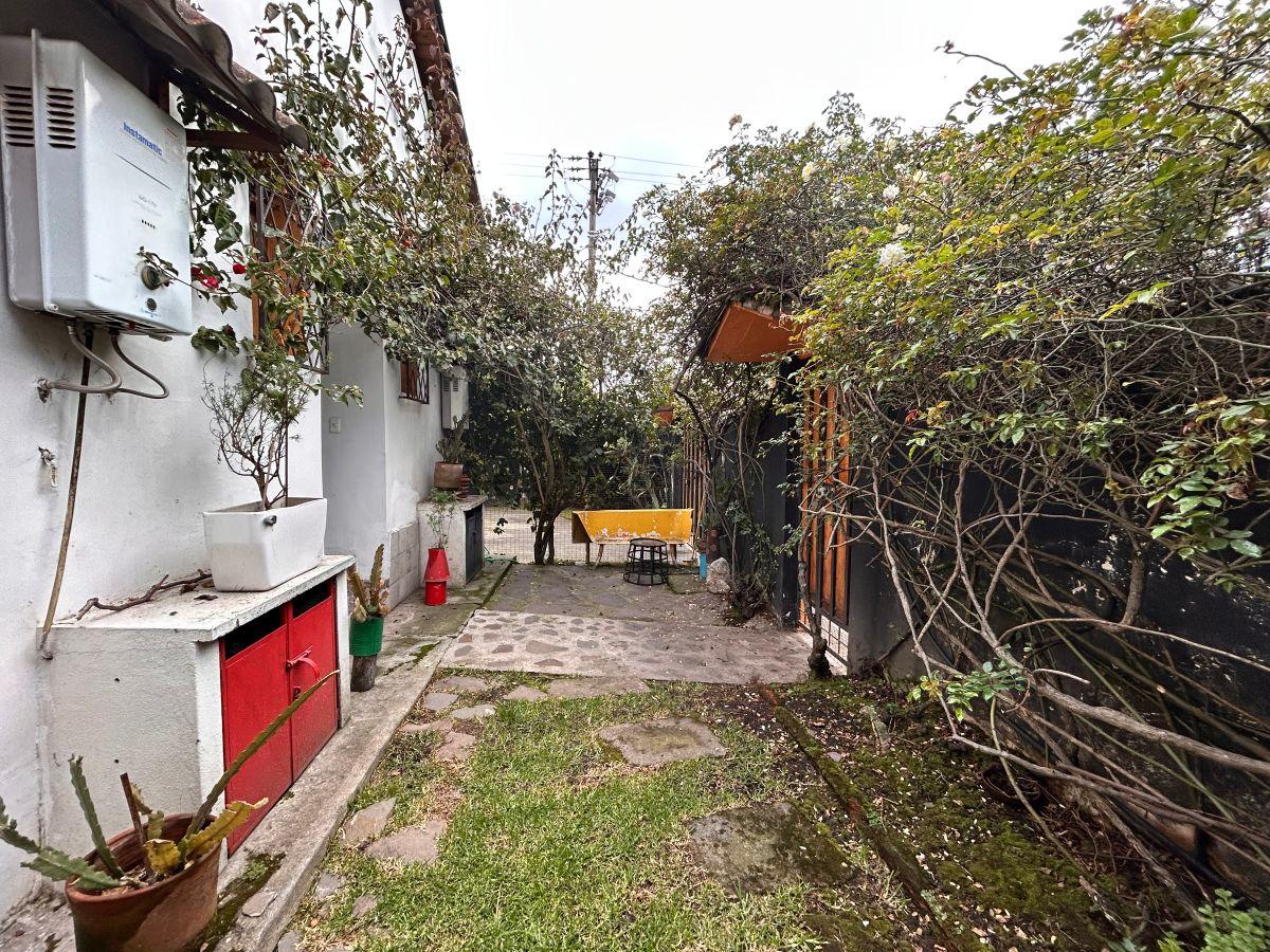 Hermosa Casa Esquinera y Rentera en La Floresta — imagen 4