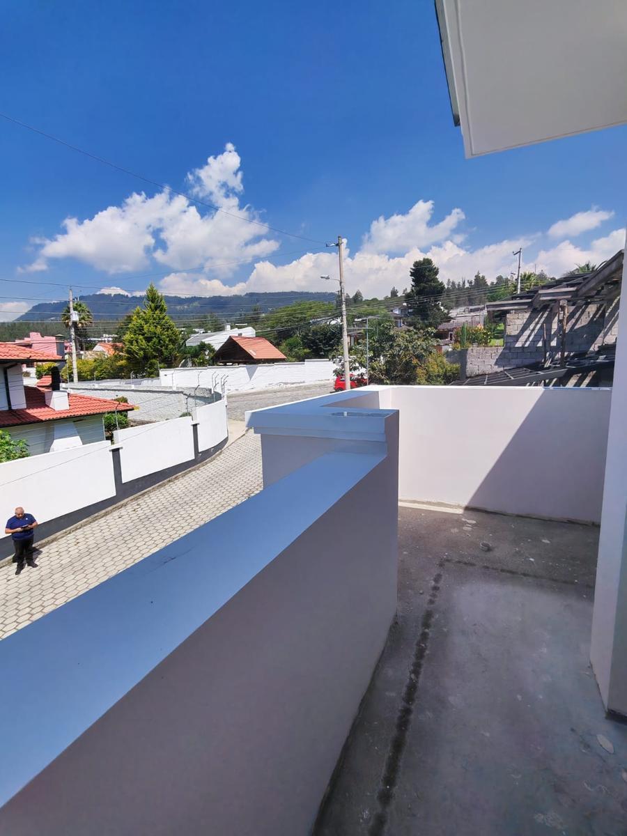 Casa en Venta en Nayon Urbanización 265 m² — imagen 3