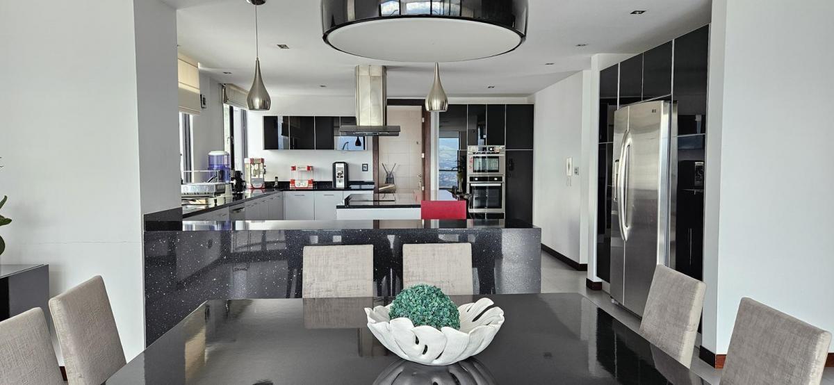 Departamento Penthouse en Venta Urb. Vista Grande Cumbayá — imagen 4