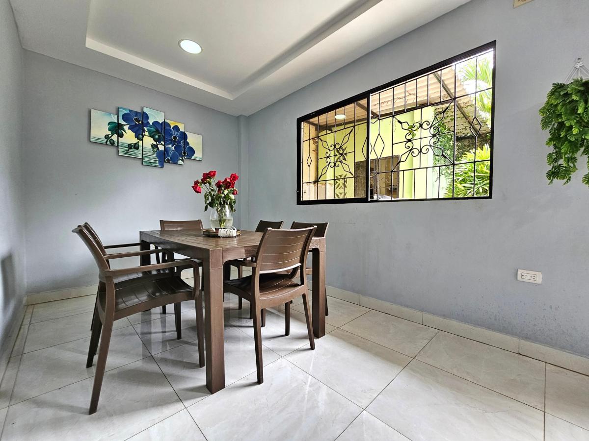 Vendo Hermosa Casa de 2 Pisos a Pocas Cuadras del Mar en La Libertad — imagen 4