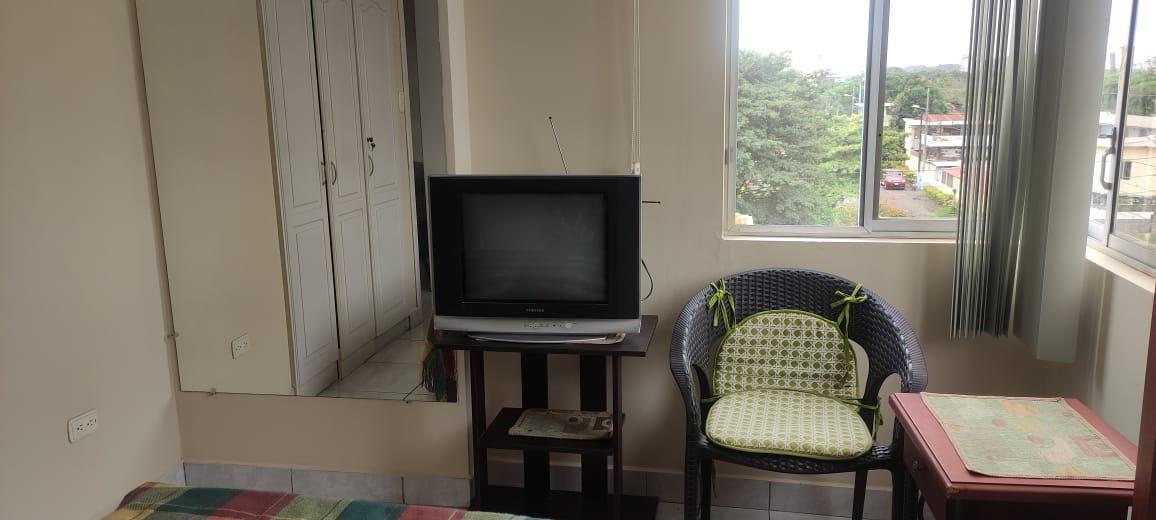 Vendo Departamento en Tonsupa — imagen 5