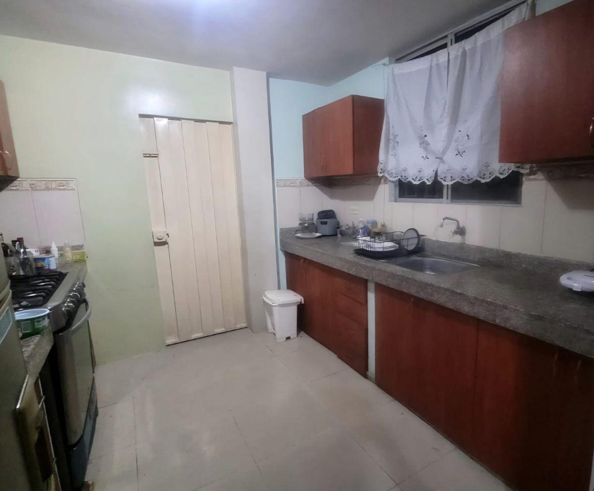 Venta Casa - Urbanizaciòn Cataluña - 3 Dorm. - (Wyf), Guayas — imagen 4