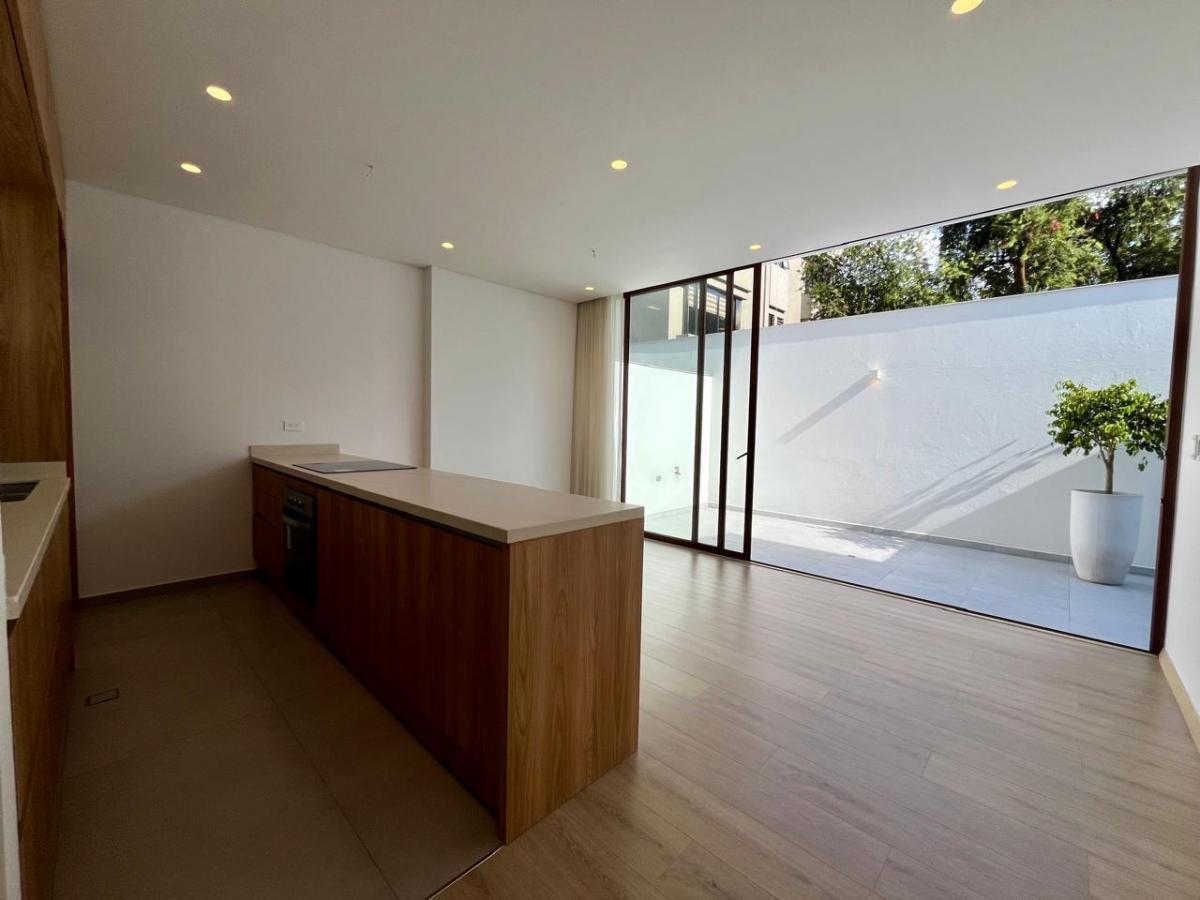 Loft en Venta por Estrenar - Sector Quito Tenis Area Social con Acceso a Patio Privado Descripción L — imagen 5