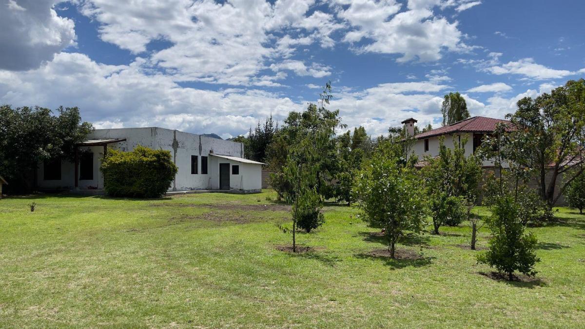 Terreno en Sector Hilacril con Casas, Tumbaco y Es Excelente Inversion — imagen 4