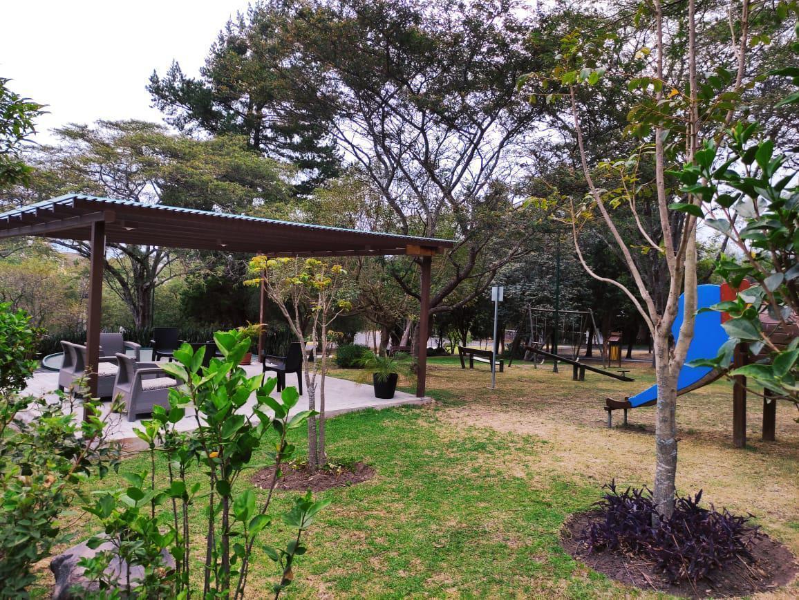 Departamento en Venta por Estrenar con Terraza y Jardin en Urbanizacion Privada — imagen 3
