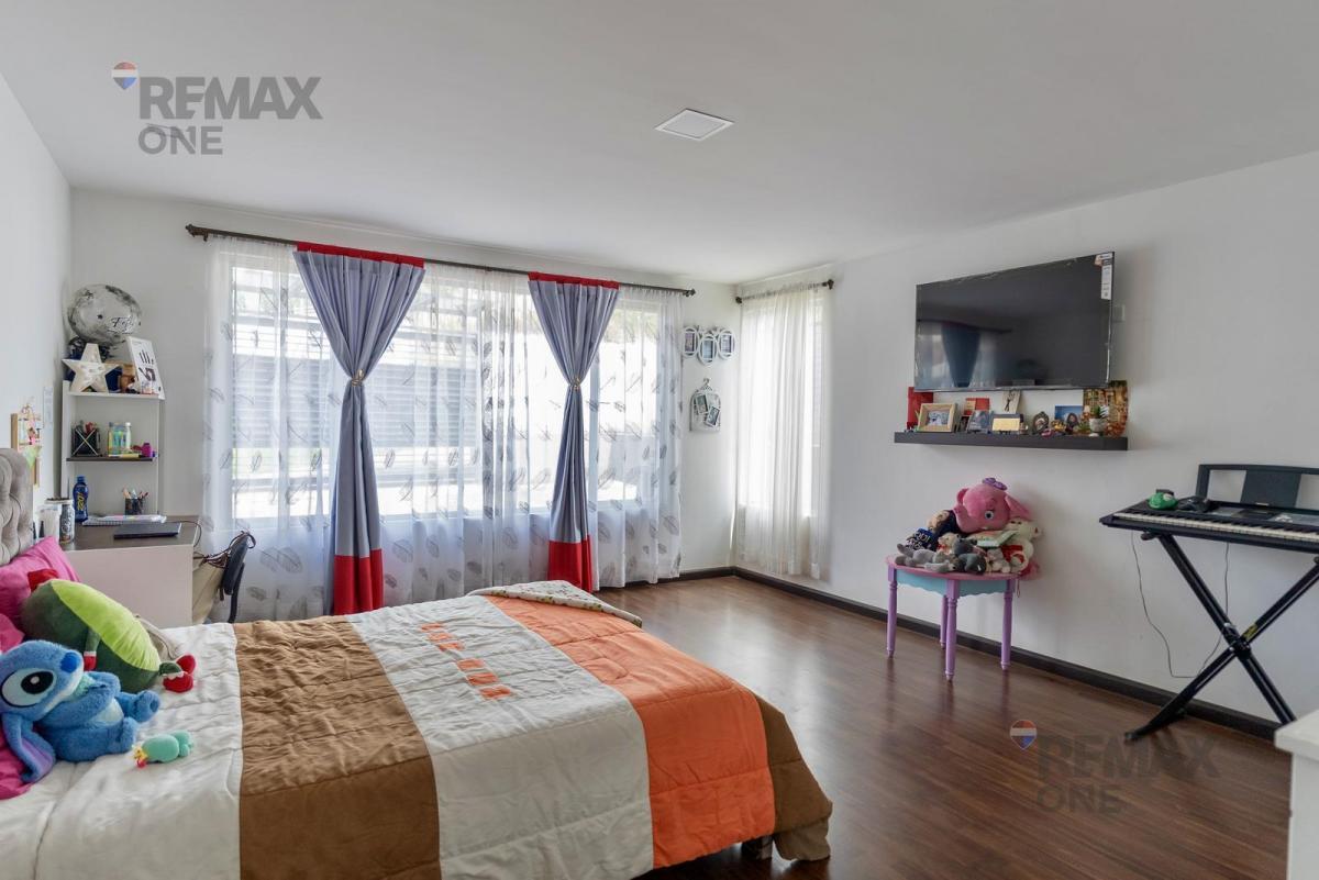 Casa en Venta en Castilla Cruz Alto El Valle en Cuenca, Azuay — imagen 4