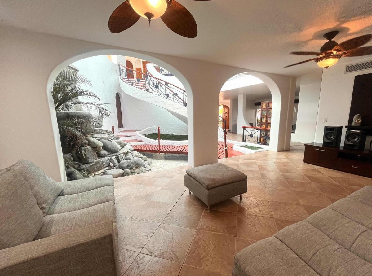 Alquiler Casa Mediterránea - Española, Piscina, 6 Dorm., en Ciudadela Exclusiva - Sb, Manabí — imagen 4