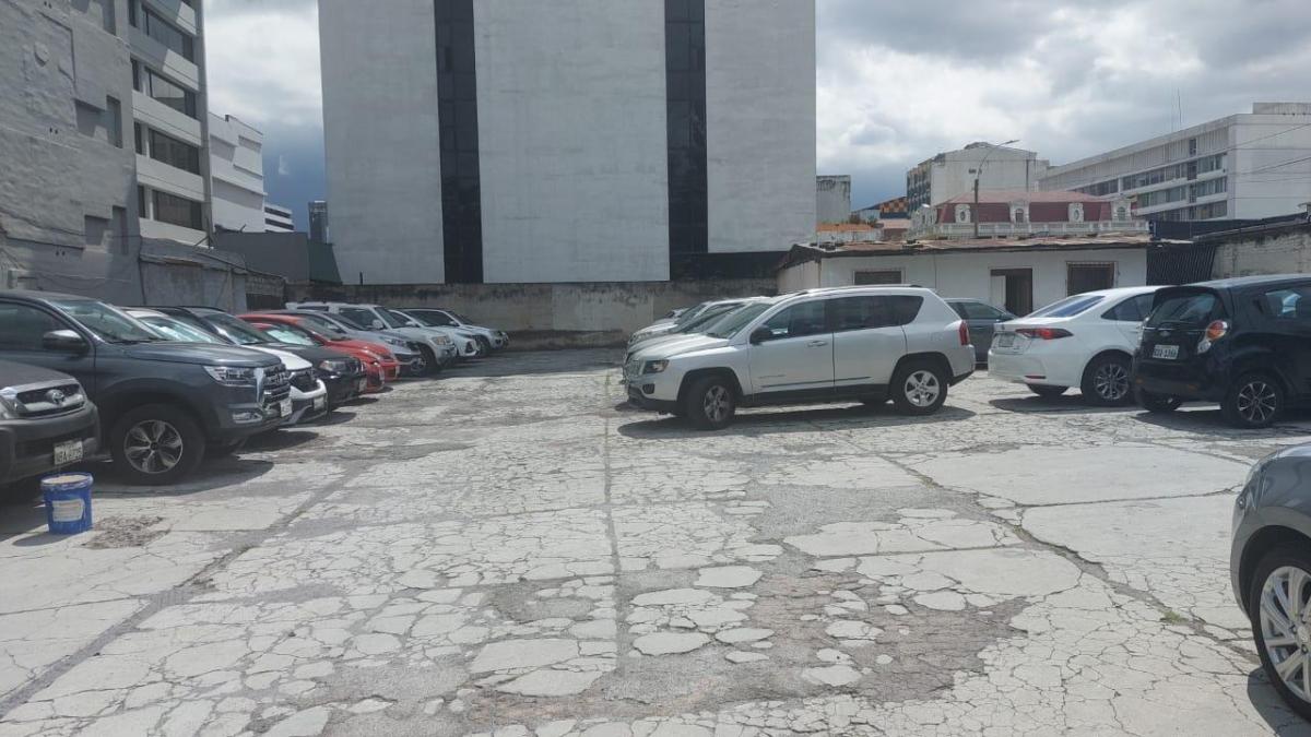 Terreno 1123 m Sector Clinica Pichincha — imagen 3