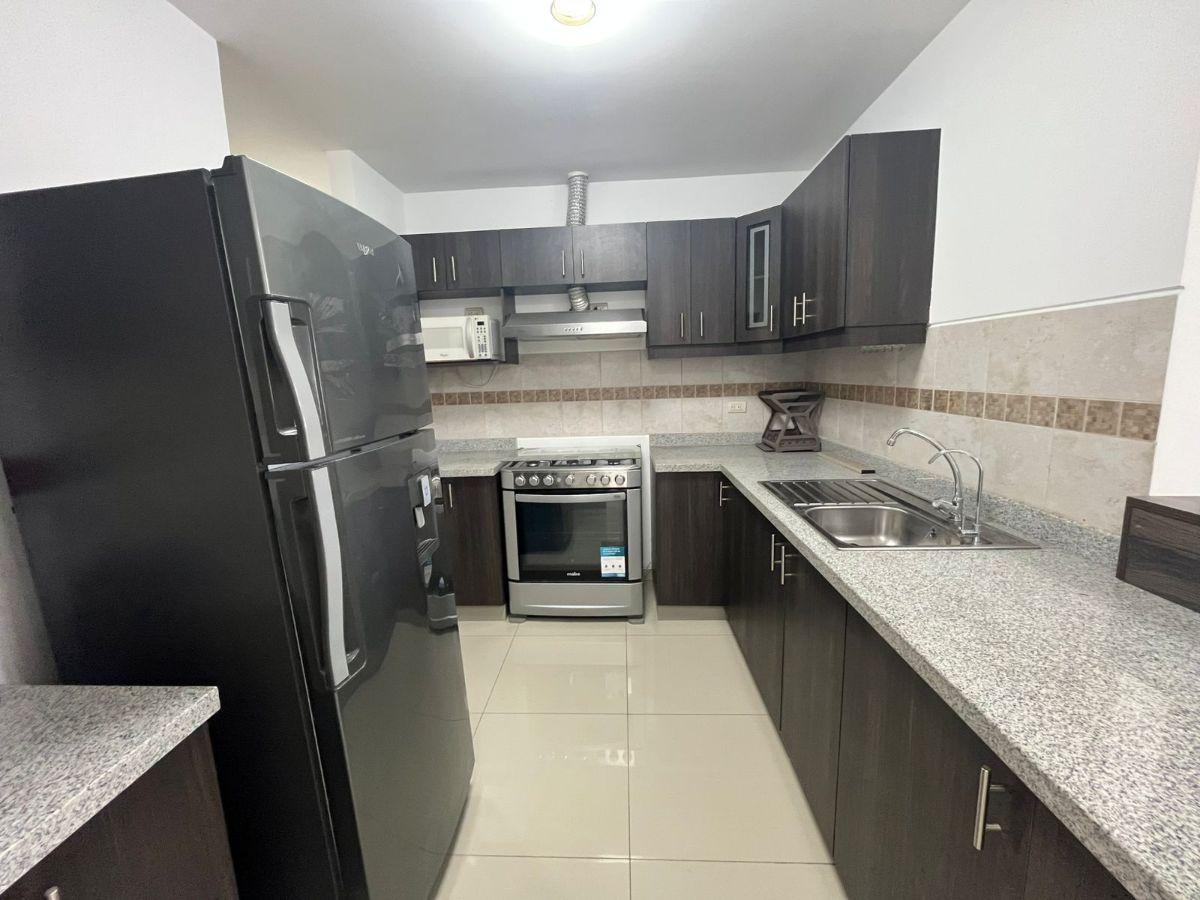 Vendo Casa en Urb. Romadera, Guayas — imagen 5