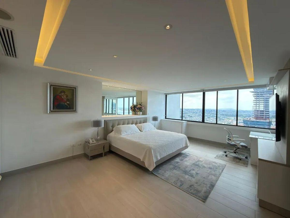 Exclusivo Penthouse con Vista Al Rio en Venta en Bellini (Puerto Santa Ana), Guayas — imagen 5